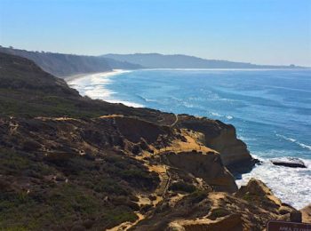 Hiking in San Diego - Torrey Pines Hike - Open Mind Travelers